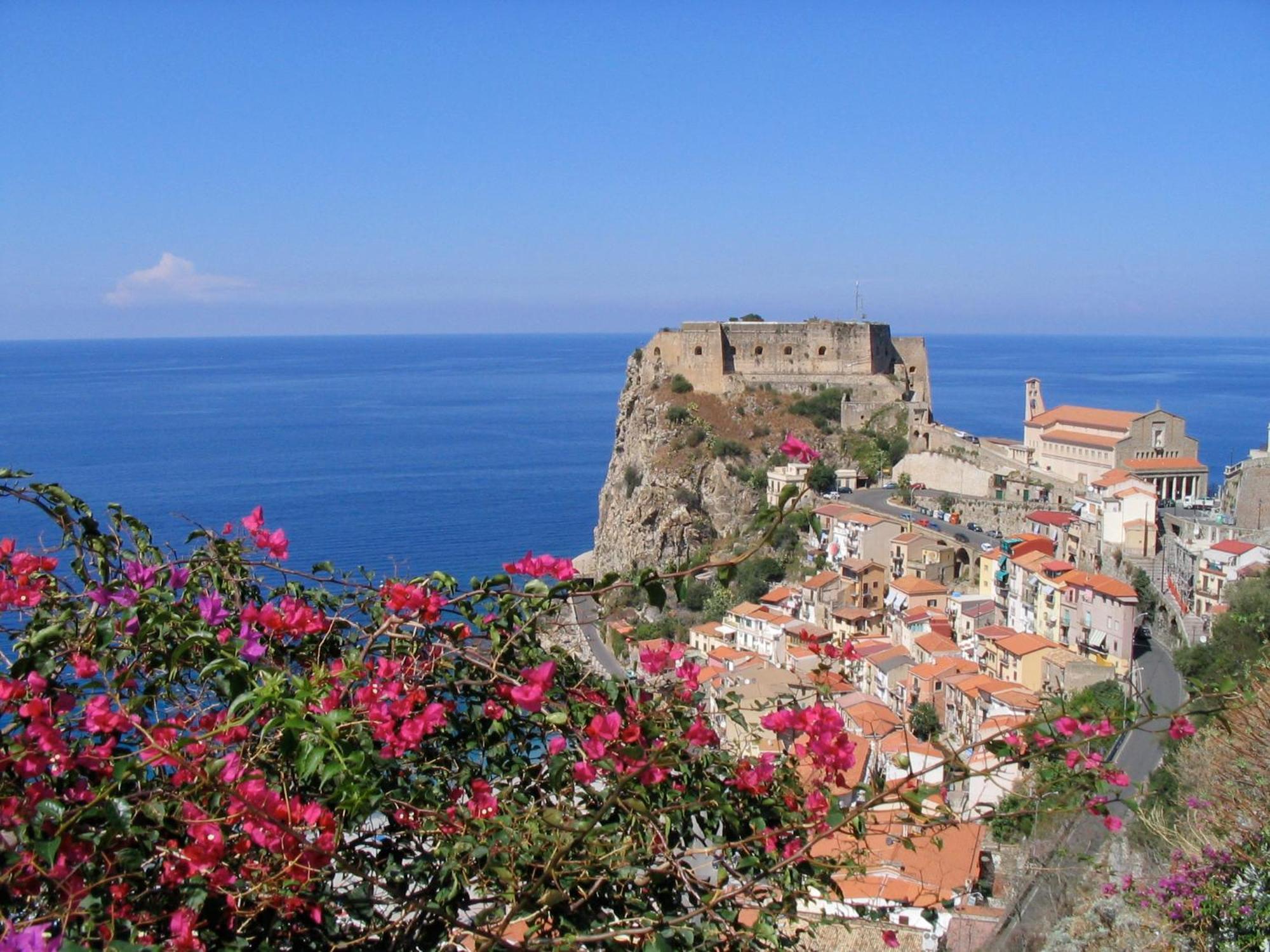 Mediterraneo Scilla Exteriér fotografie